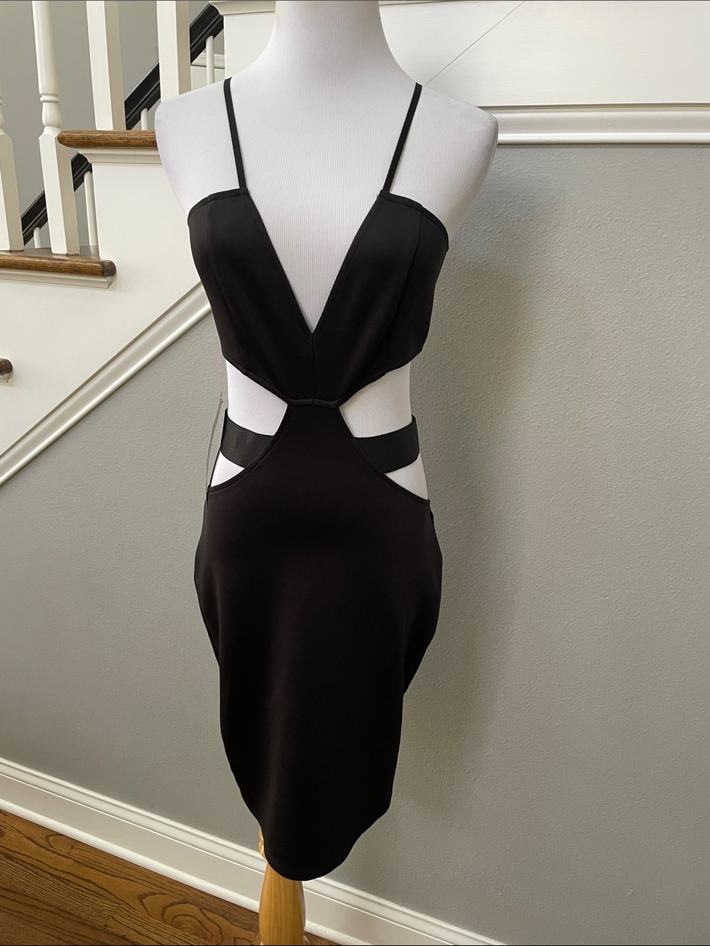 Bebe Black Side Cutout Bodycon Mini Dress - Picture 3 of 6